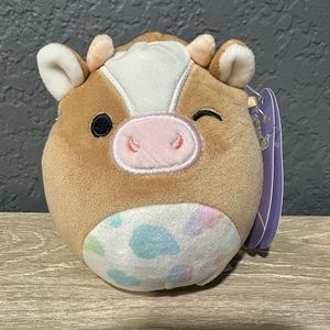 Griella 4” squishmallow